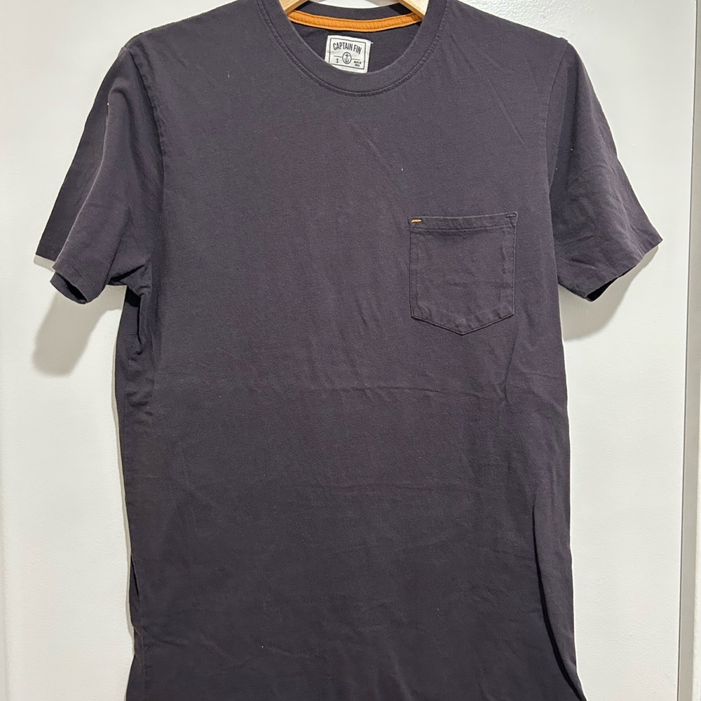 Captain Fin Dark Gray Pocket Tee